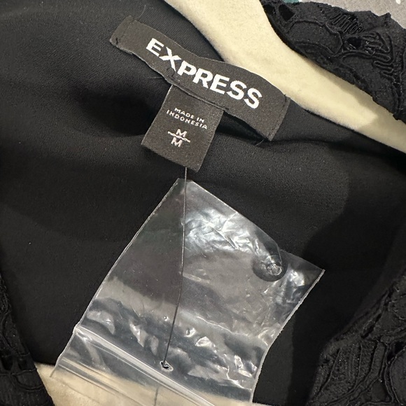 Express Lace V-Neck Long Sleeve Tie Waist Peplum Top - Picture 9 of 16